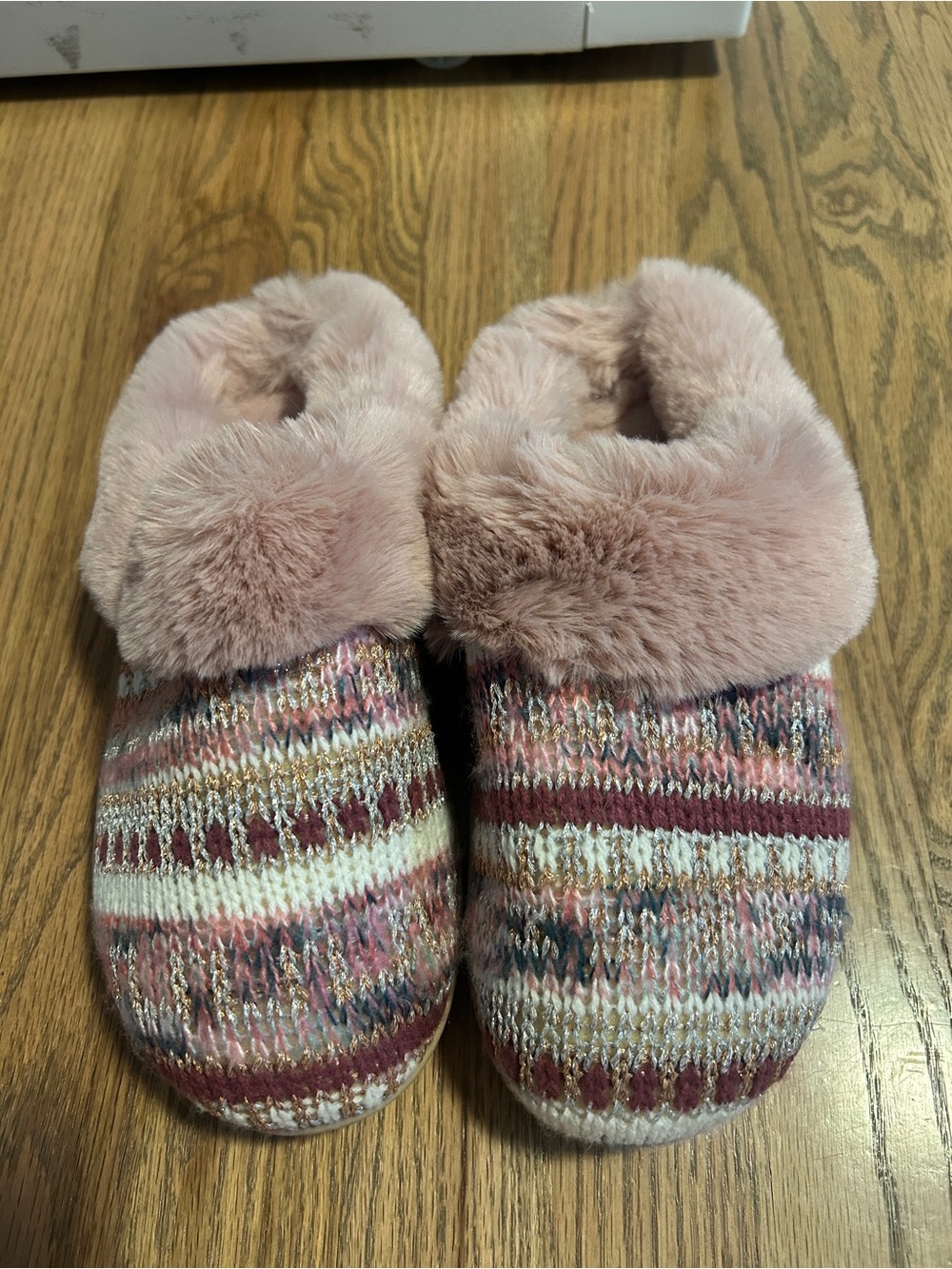 Cozy Pink Faux-Fur Knit Slippers for Women